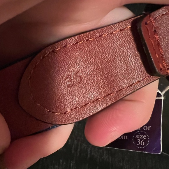 NWT Dark n’ Stormy Needlepoint Belt - Picture 3 of 5